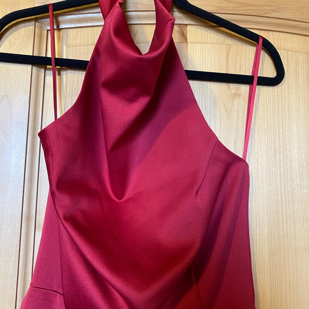 NWOT Elliot halter open back dress